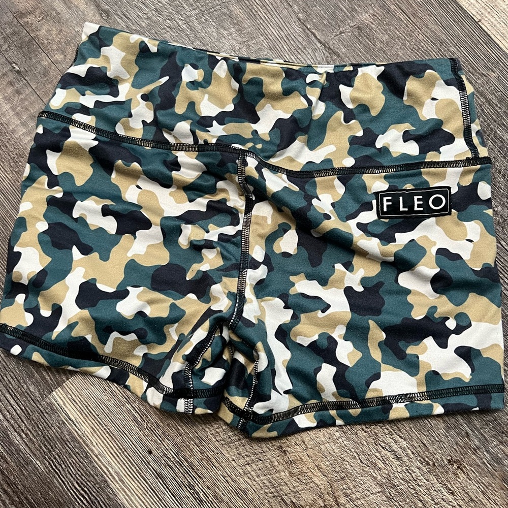 FLEO High Rise 2.5” inseam shorts